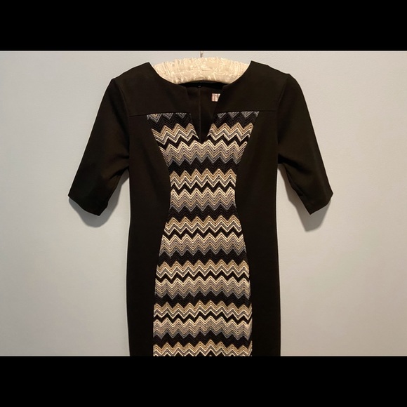 Black Dress - Picture 2 of 4